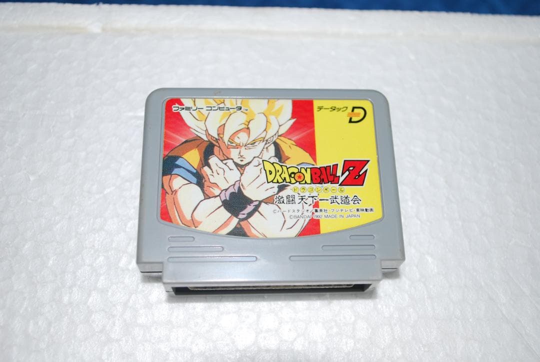 BANDAIのファミリーコンピュータ™データック中古動作品の出品です。