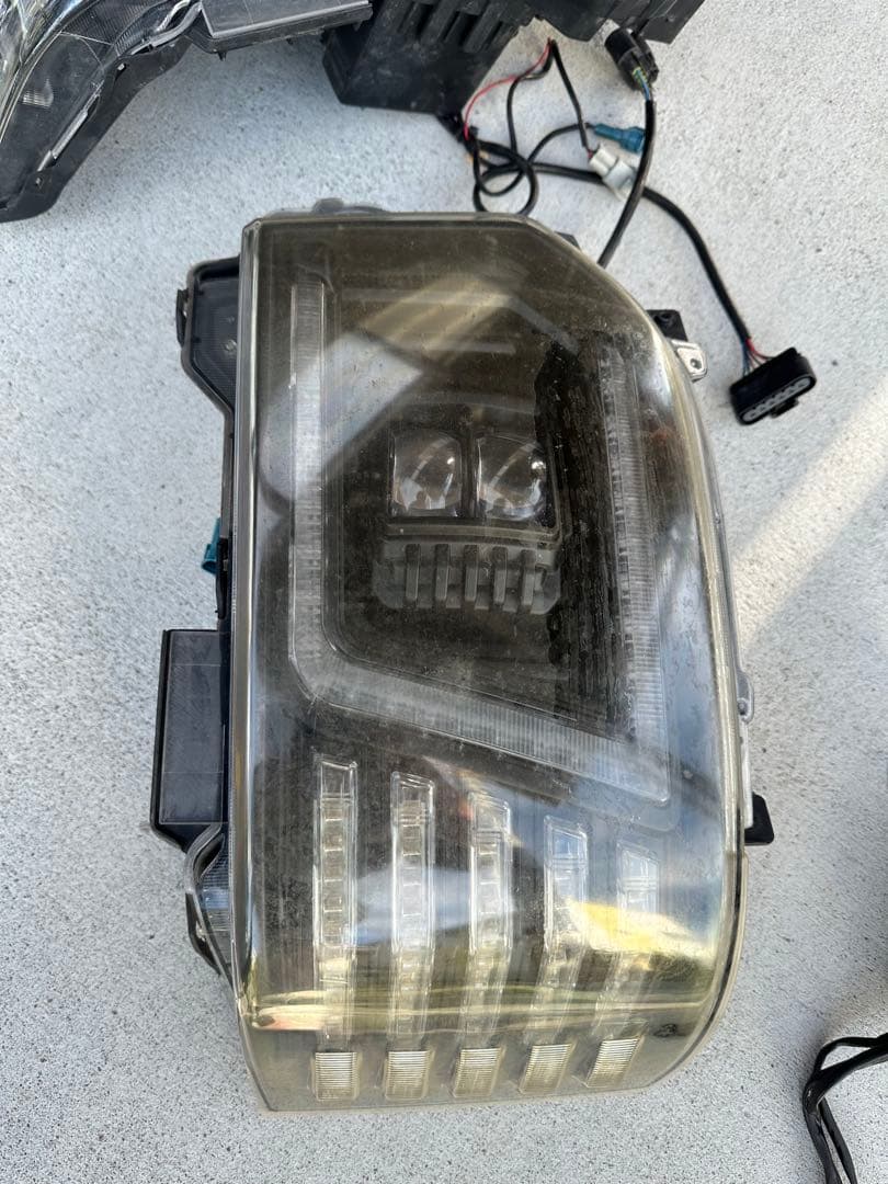 コプラス　LEDヘッドライト　ハイエース