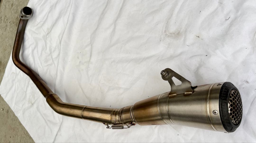 R9フルエキ　GSX-R150 GSX-R125 使用数時間