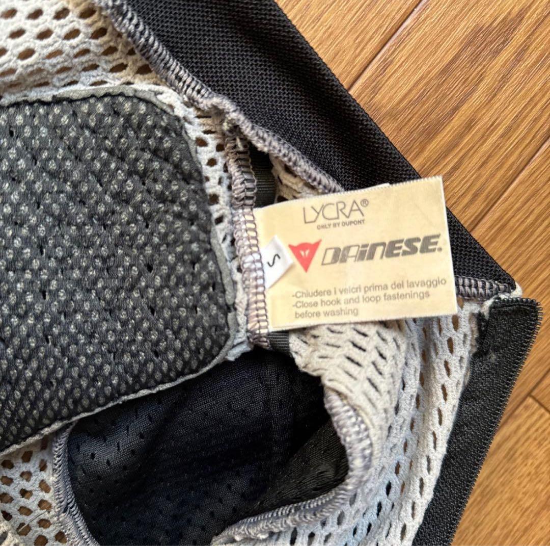 ダイネーゼ プロテクター Sサイズ イタリア製 スキー スノーボード 自転車