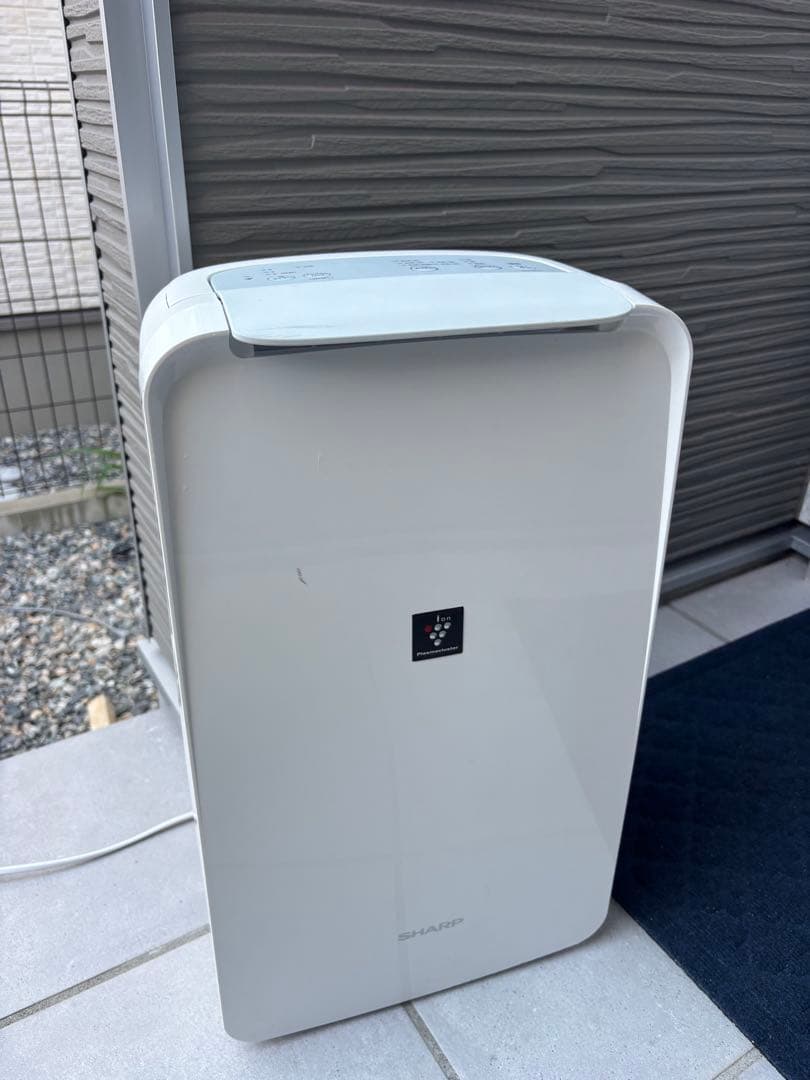 SHARP シャープCV-N71-W 衣類乾燥除湿機 ホワイト 動作確認済み