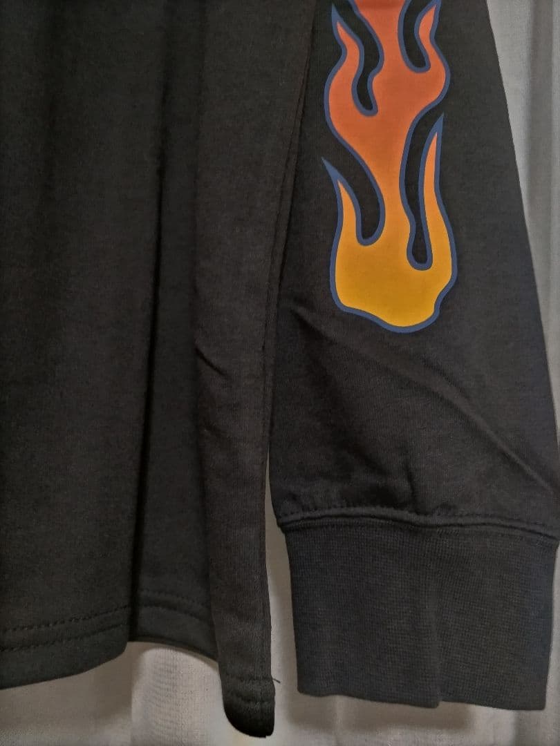 Nike ロングスリーブ Tシャツ（IB7539-010）