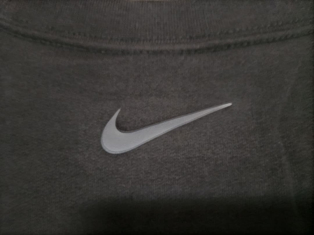 Nike ロングスリーブ Tシャツ（IB7539-010）