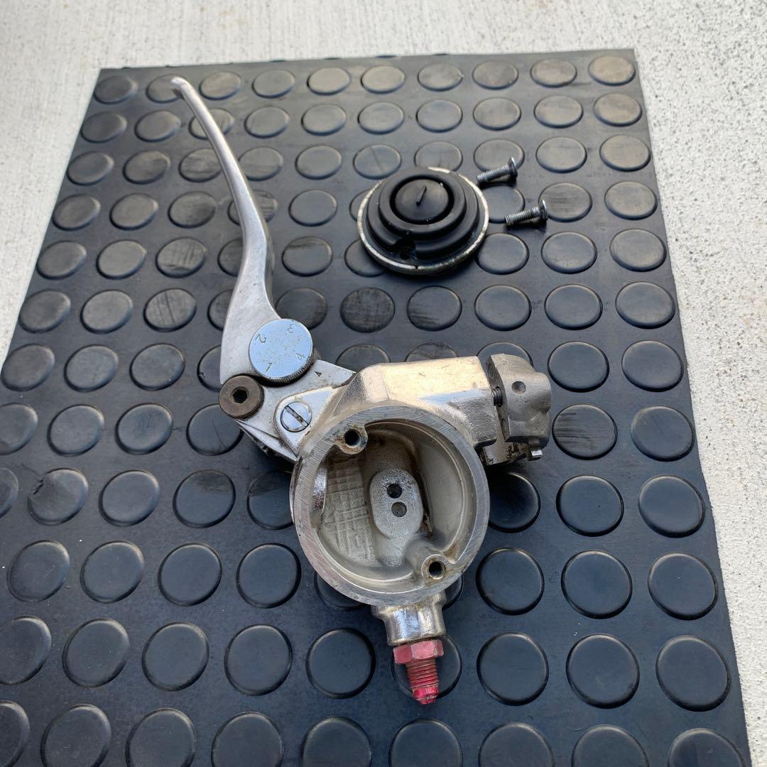 ハレー　ショベル　マスターシリンダー