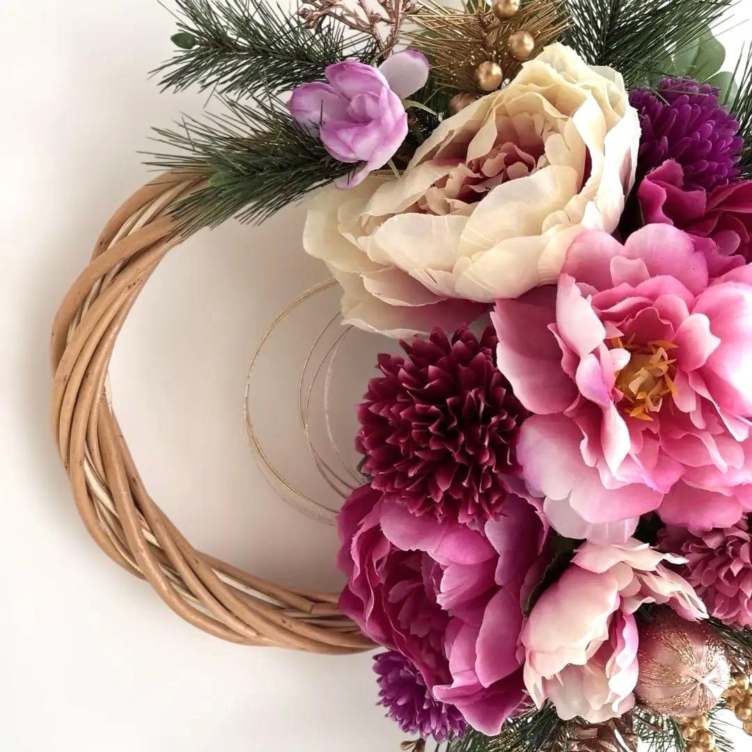 ＊M　フラワーリース＊玄関リース　大きめ　お正月リース　ピンク