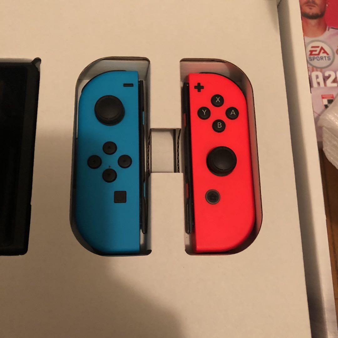 【即発送】Nintendo Switch 本体(ソフト2点+コントローラー2点)