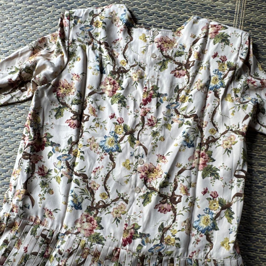 【INGEBORG】花柄プリーツ長袖ワンピース