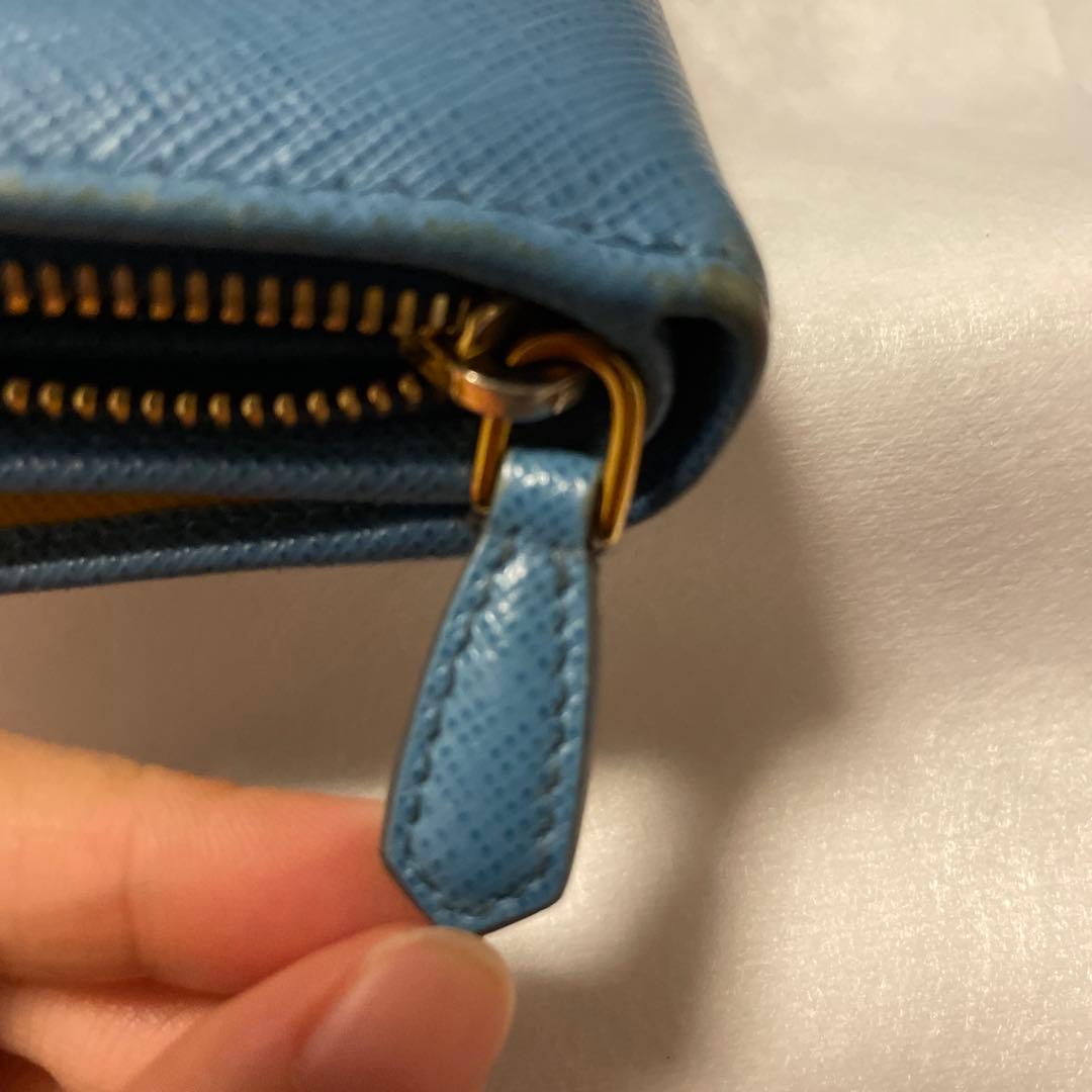 PRADA 二つ折り財布 ブルー