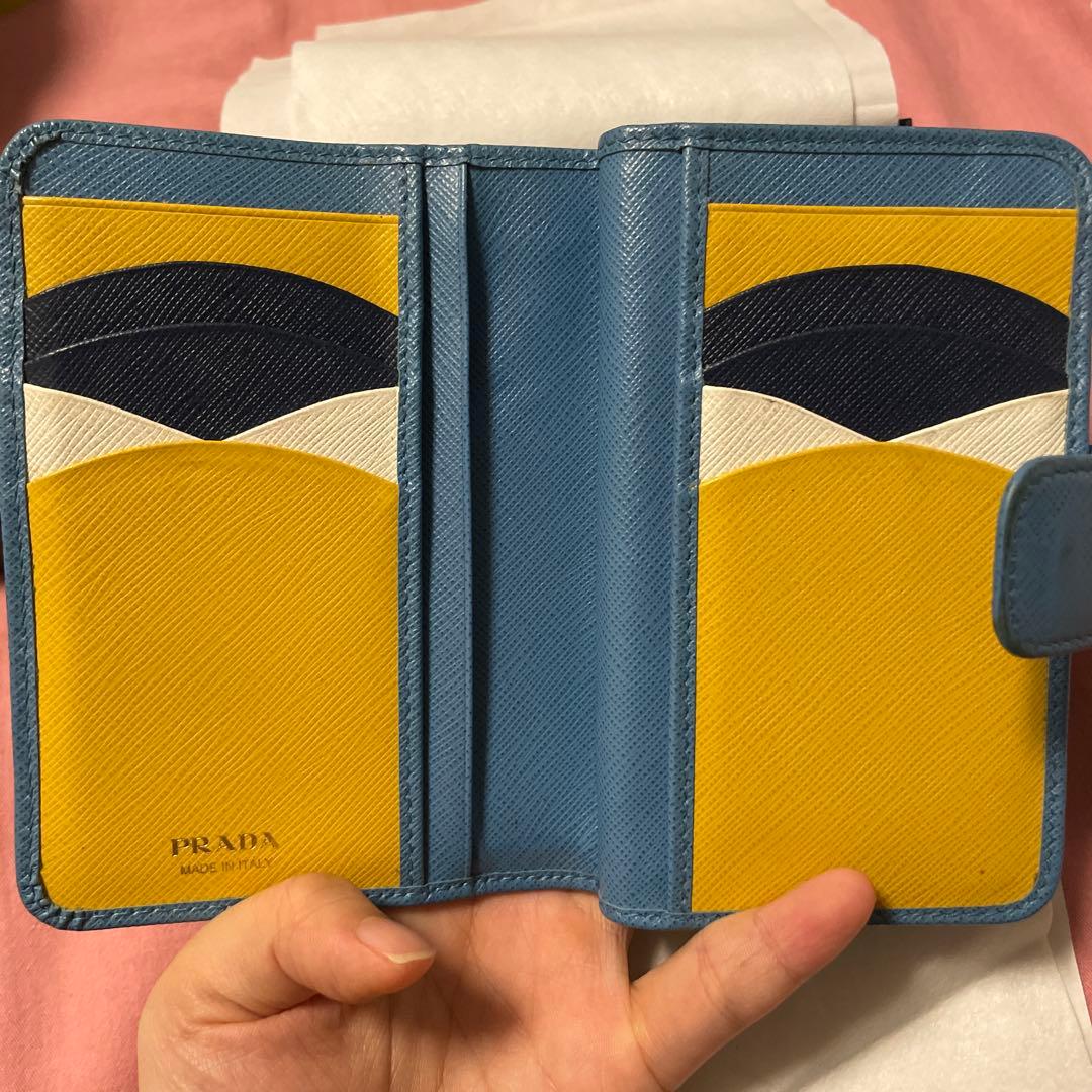 PRADA 二つ折り財布 ブルー