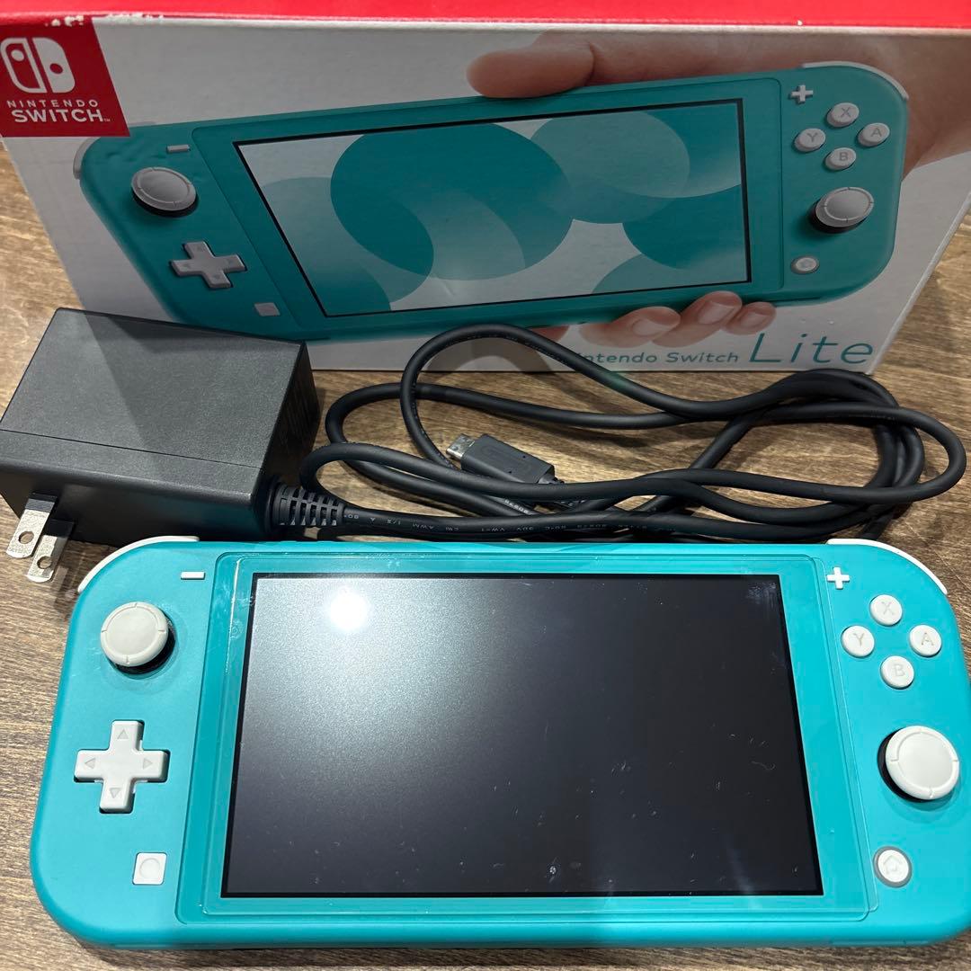 Nintendo Switch lite本体