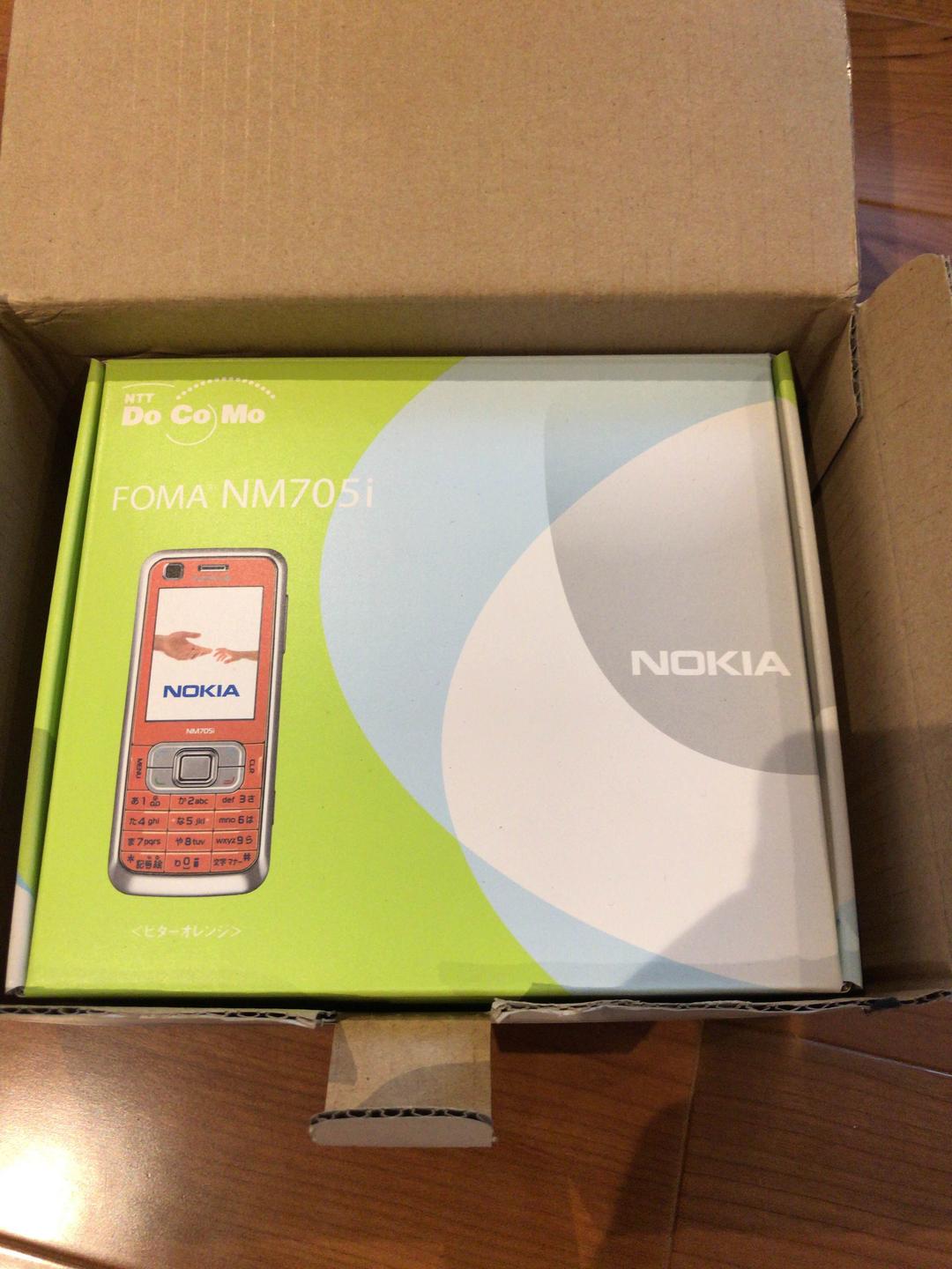Nokia NM705i 新品未使用