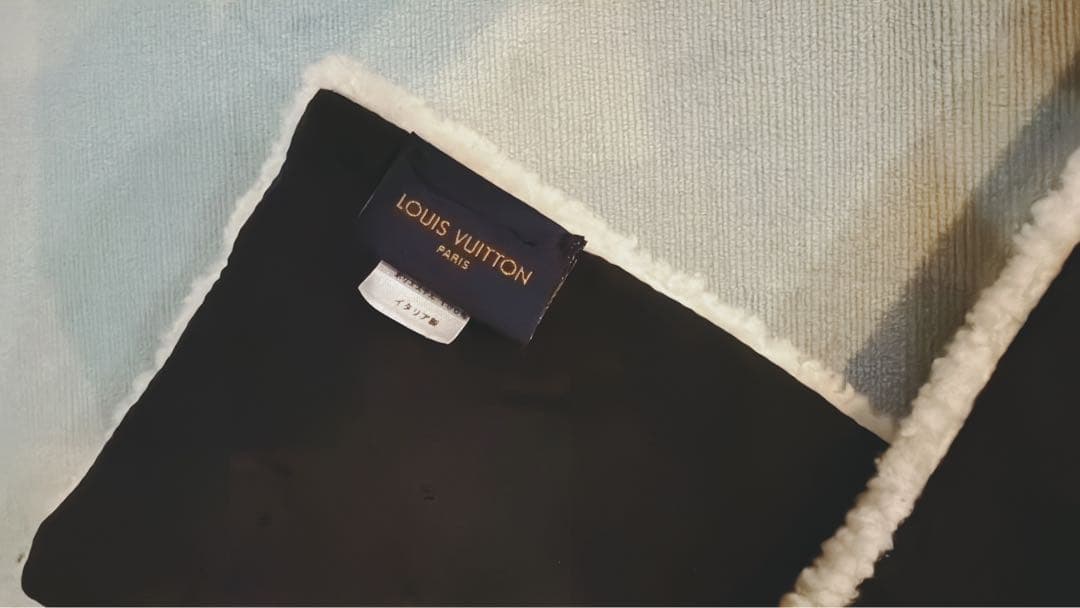 可愛いすぎ‼︎ ヴィトン◇ボアマフラー◇ムートン◇ファー