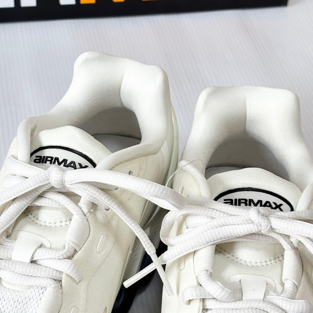 新品未使用　NIKE ナイキ エア マックス DN8 白　ホワイト　23cm