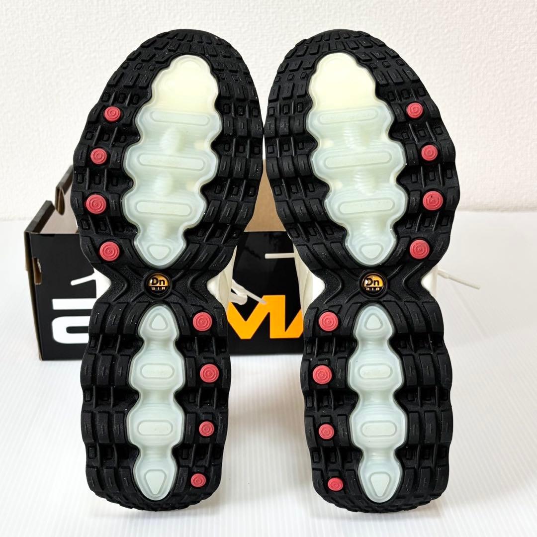 新品未使用　NIKE ナイキ エア マックス DN8 白　ホワイト　23cm