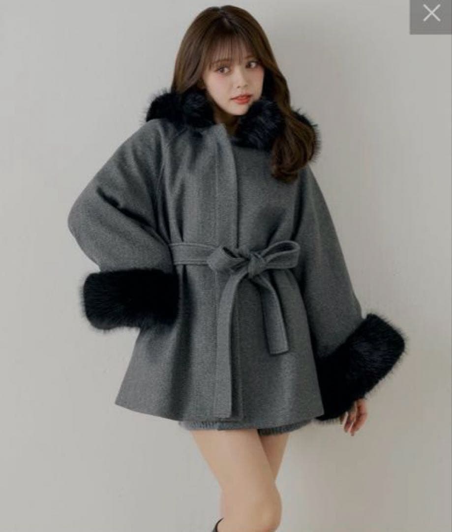 【Chico】チコ ファー付きフード襟マルチwayケープコート