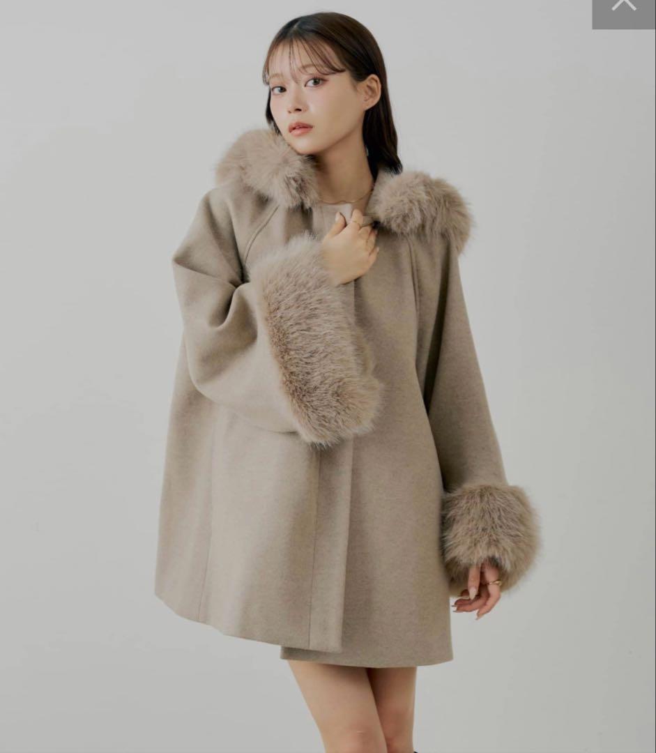 【Chico】チコ ファー付きフード襟マルチwayケープコート