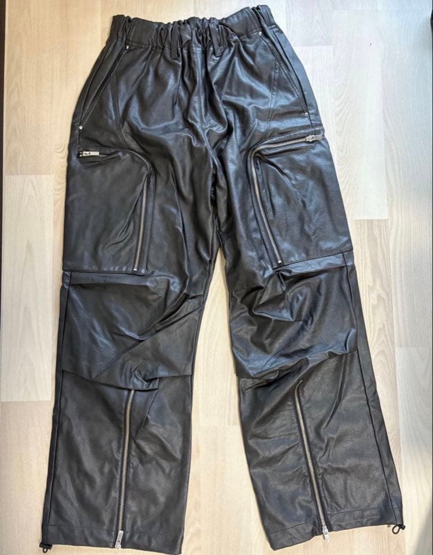 jentlouis レザーパンツMサイズ