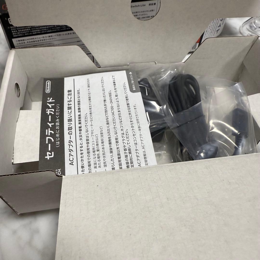 任天堂　Switch lite 本体　ディアルガ・パルキア　限定