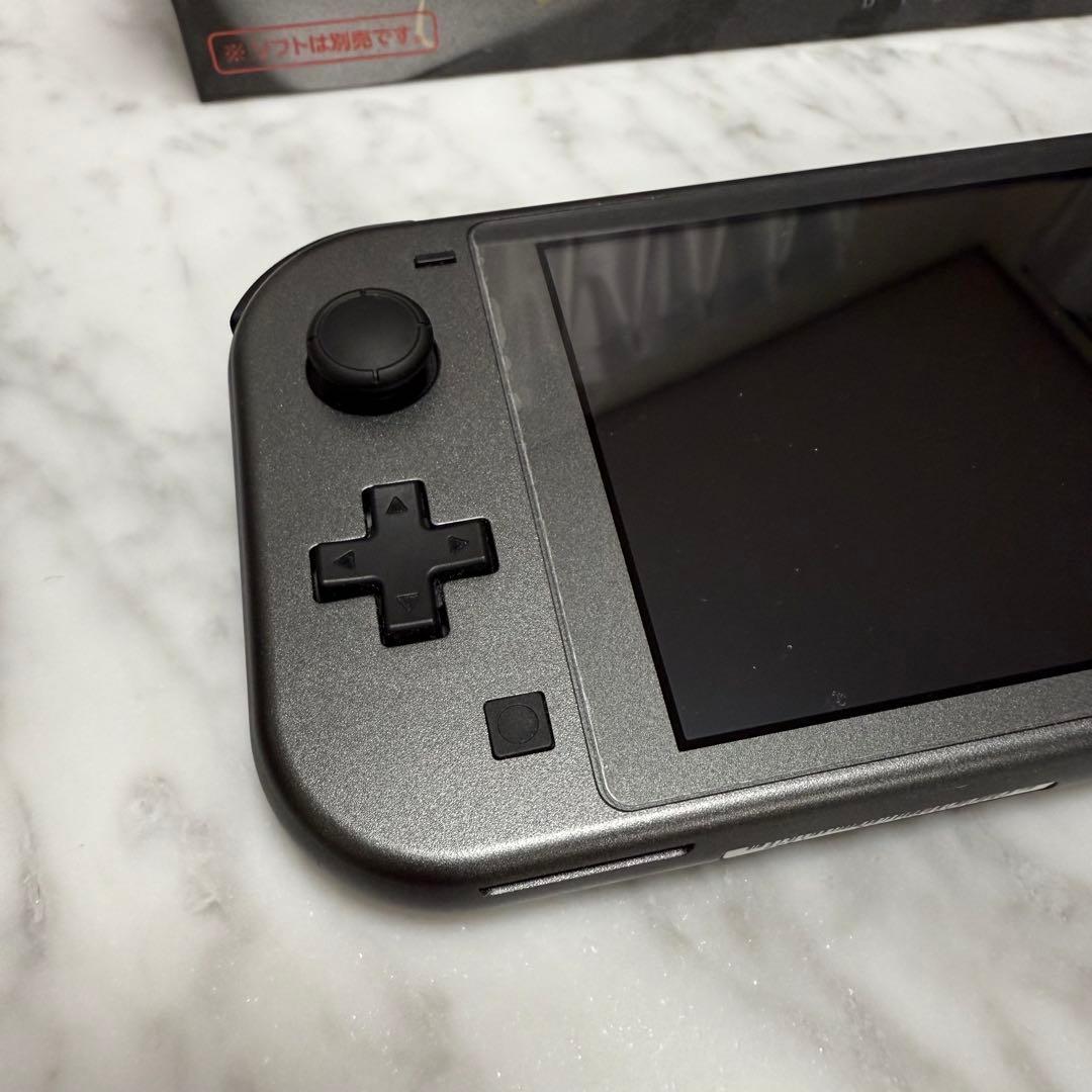 任天堂　Switch lite 本体　ディアルガ・パルキア　限定