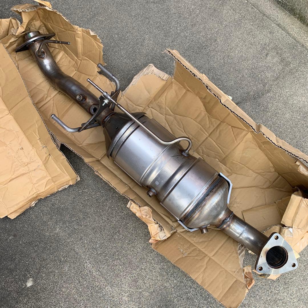 トヨタ純正 17410-30340 触媒 DPF キャタライザー