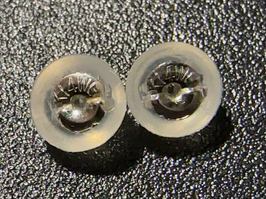 K14WG 刻印あり ホワイトゴールド 0.07ct ダイアモンド ピアス