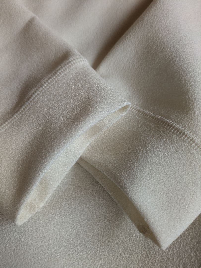 未使用近　ウィムガゼット　Vガゼットプルオーバ　FREE 定価16500