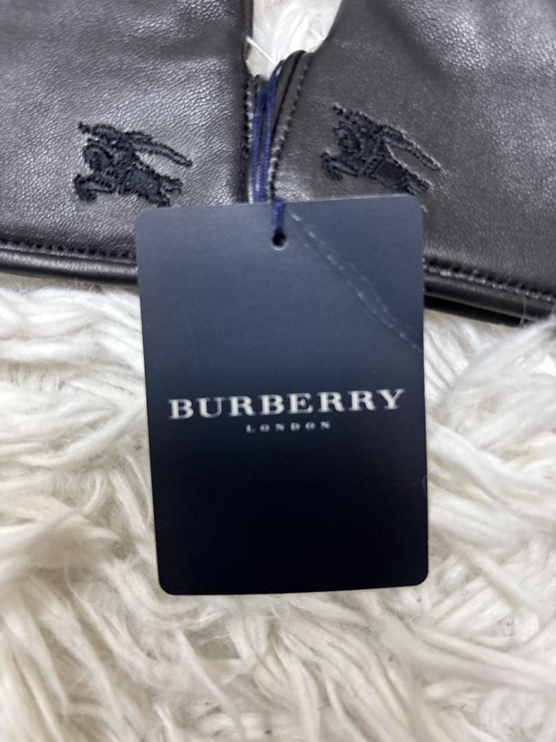 【新品未使用】バーバリーロンドン　手袋　羊革　カシミヤ　ブラック