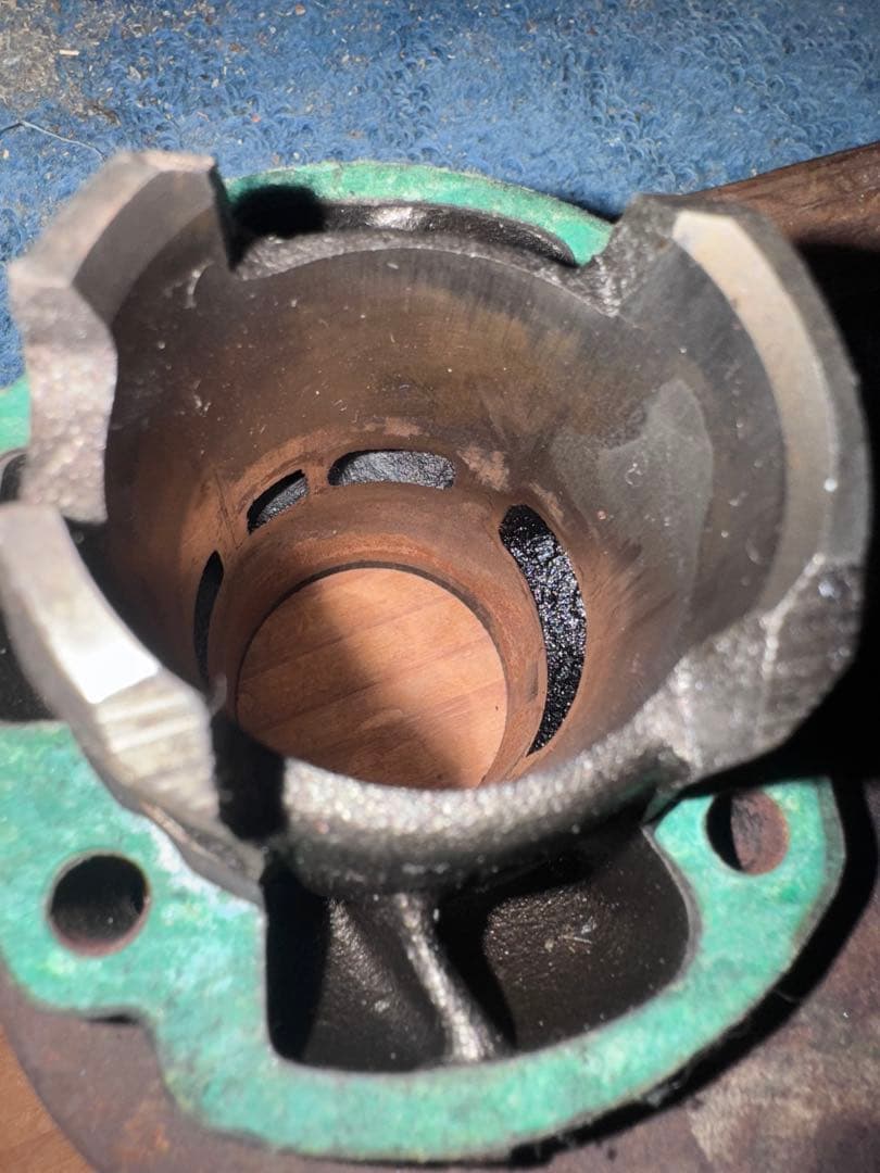 赤*ロ様 AF35 ボアアップキット、純正ピストンシリンダーセット