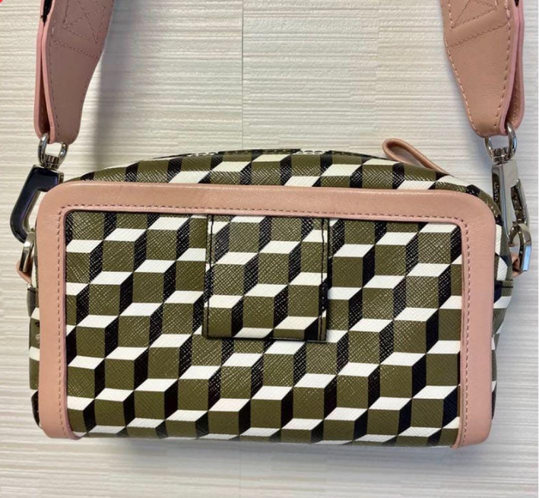 PIERRE HARDY ピエールアルディ　カメラバッグ　ショルダー