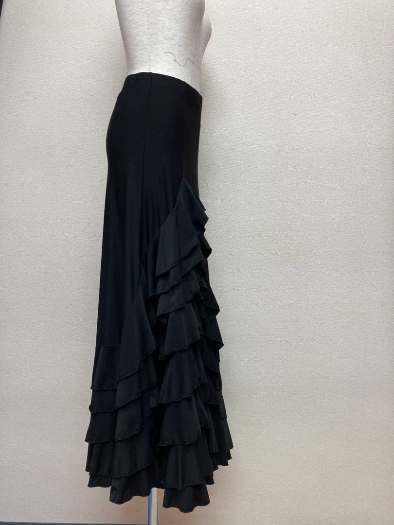 フラメンコ用フリル黒ロングスカート