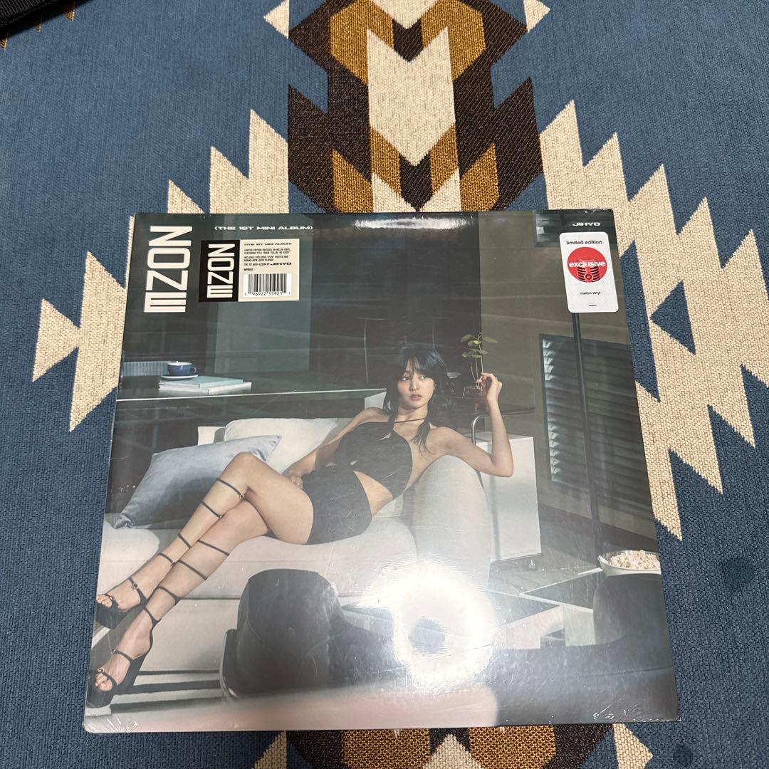 K-POP・アジア JIHYO THE 1ST MINI ALBUM