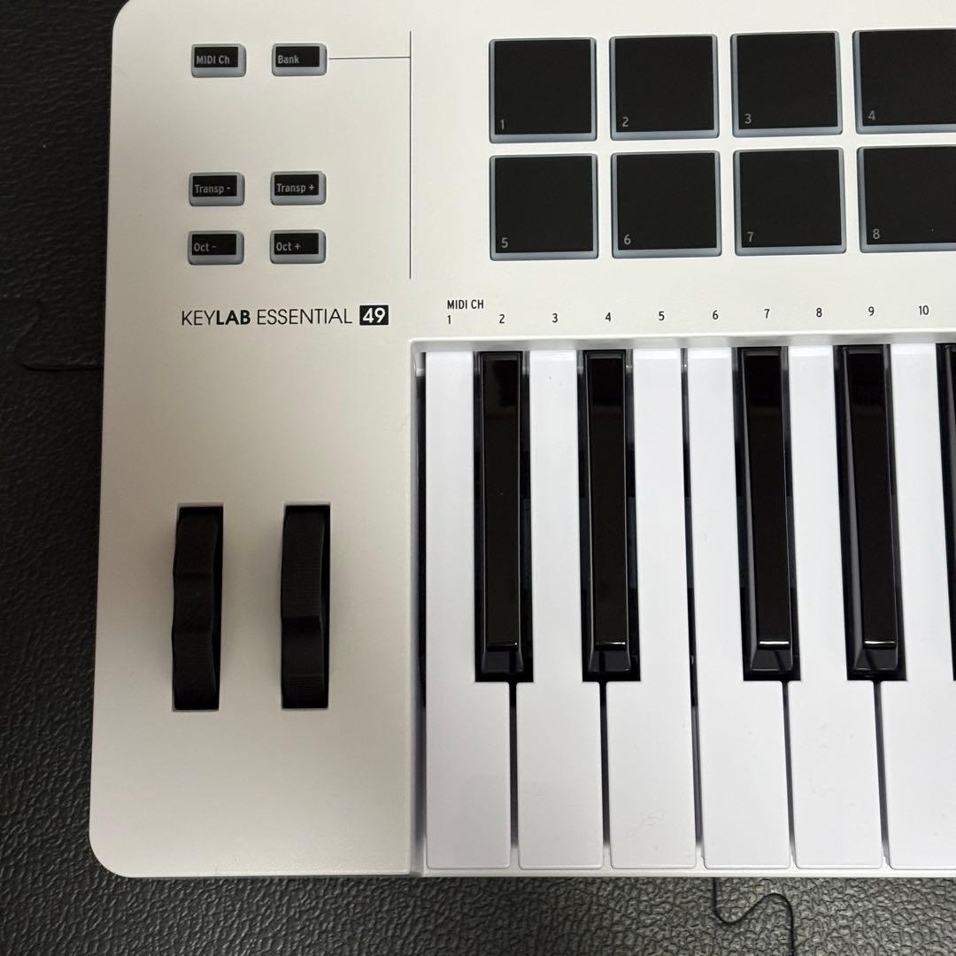 Arturia KeyLab Essential 49 MIDIコントローラー