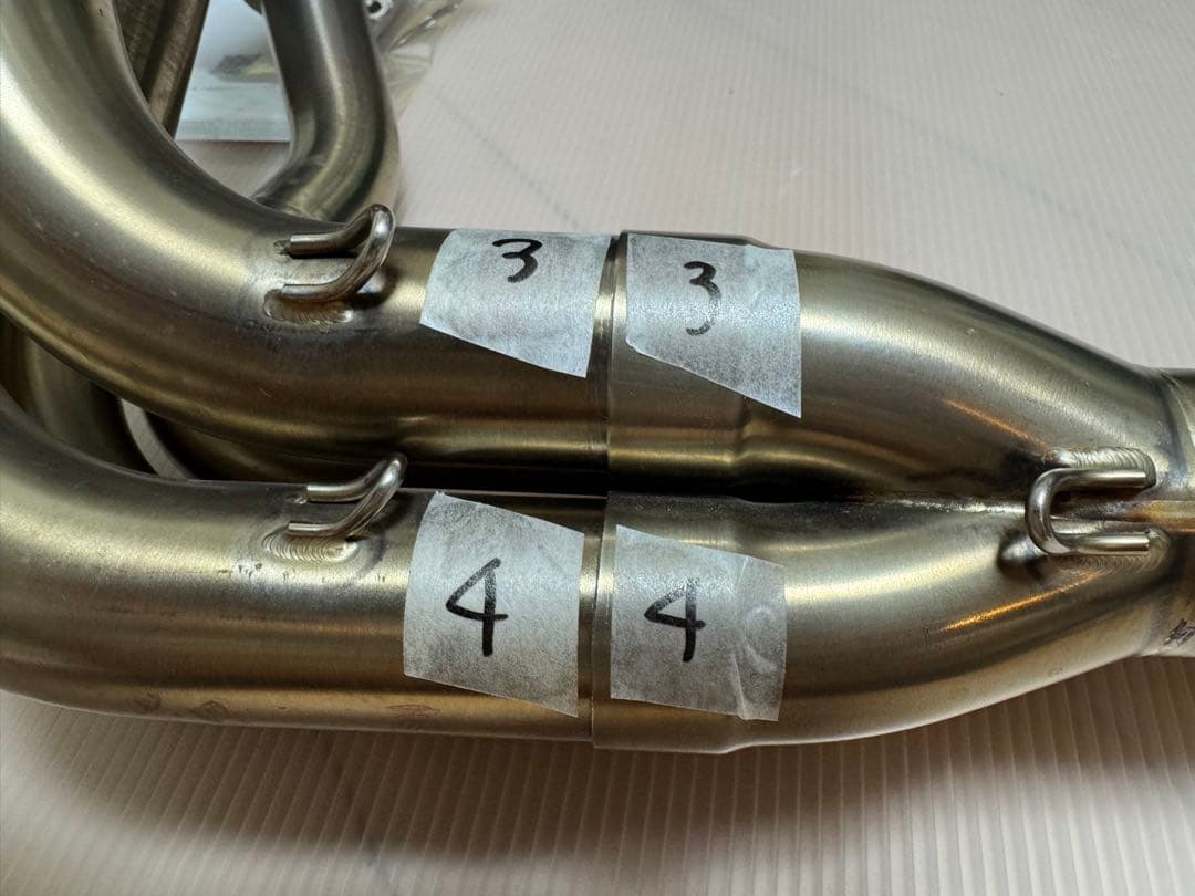 アクラポヴィッチ　オプション ヘッダー　Z900RS(18) E-K9R3