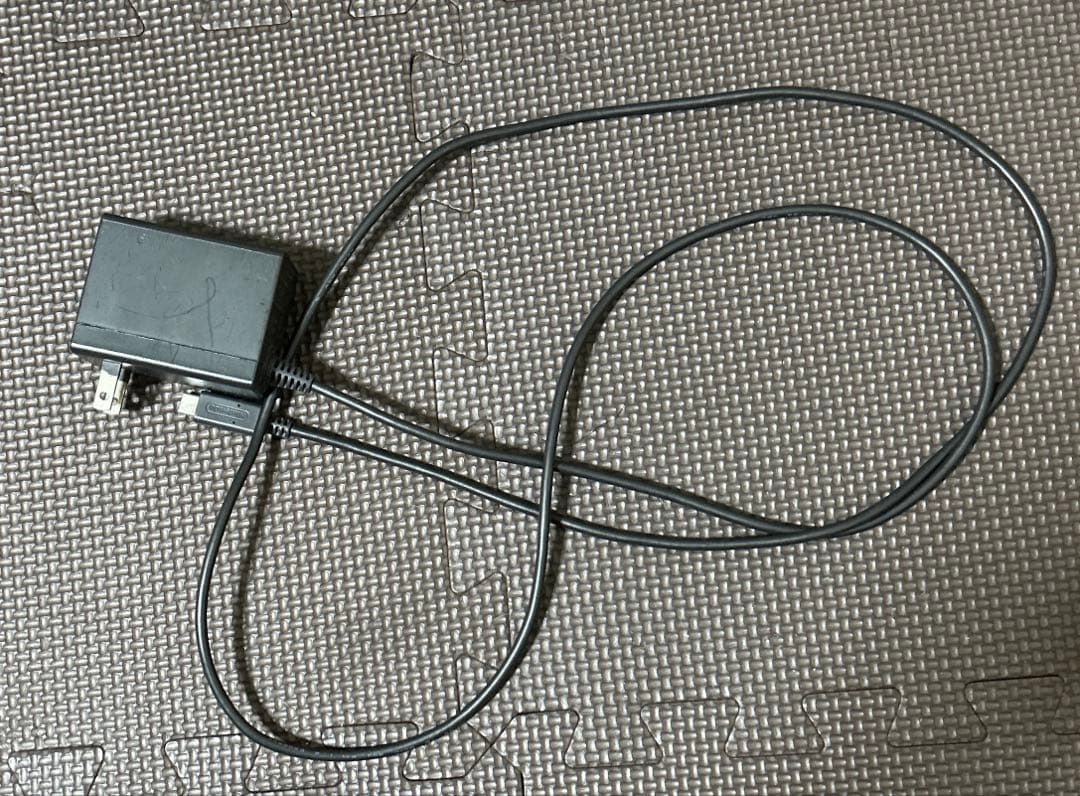 Nintendo switchニンテンドースイッチ　本体 コントローラー付き