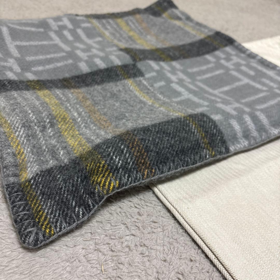 HERMES エルメス Hロゴ 枕 インテリア クッションカバー　2枚セット