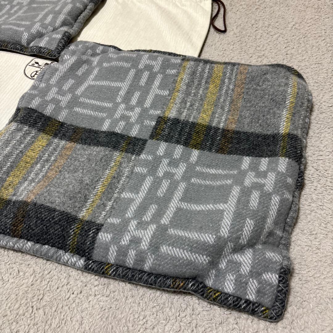 HERMES エルメス Hロゴ 枕 インテリア クッションカバー　2枚セット