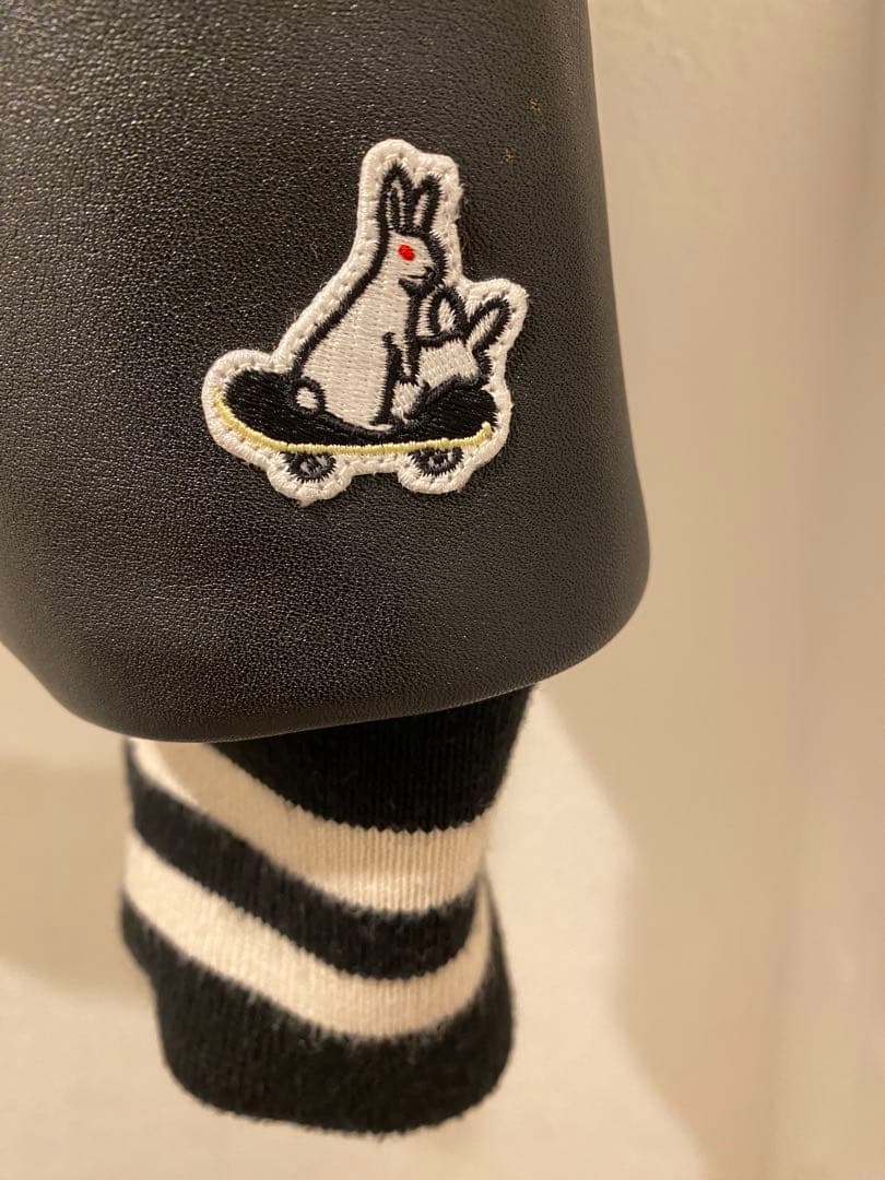 FR2 HUF パイルロゴ スタジャン L 袖レザー　ワールドワイド