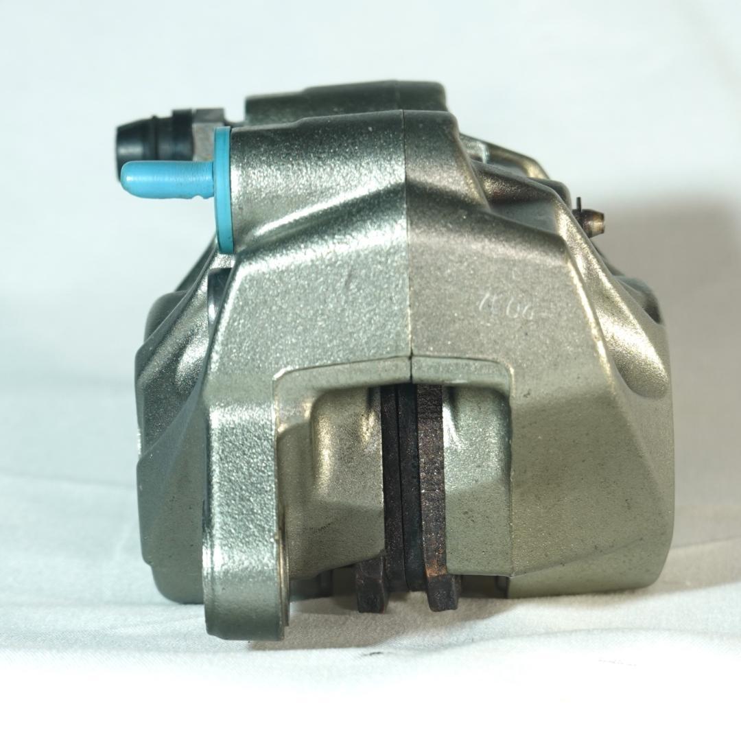 Brembo ブレンボ 2potキャリパー Φ34　新カニ　良品