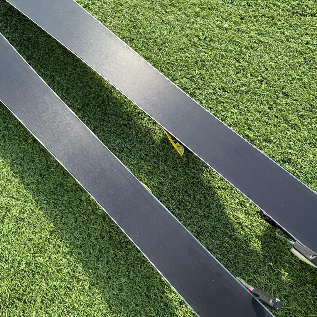 美品　ATOMIC AFFINITY AIR 146cm ビンディング付