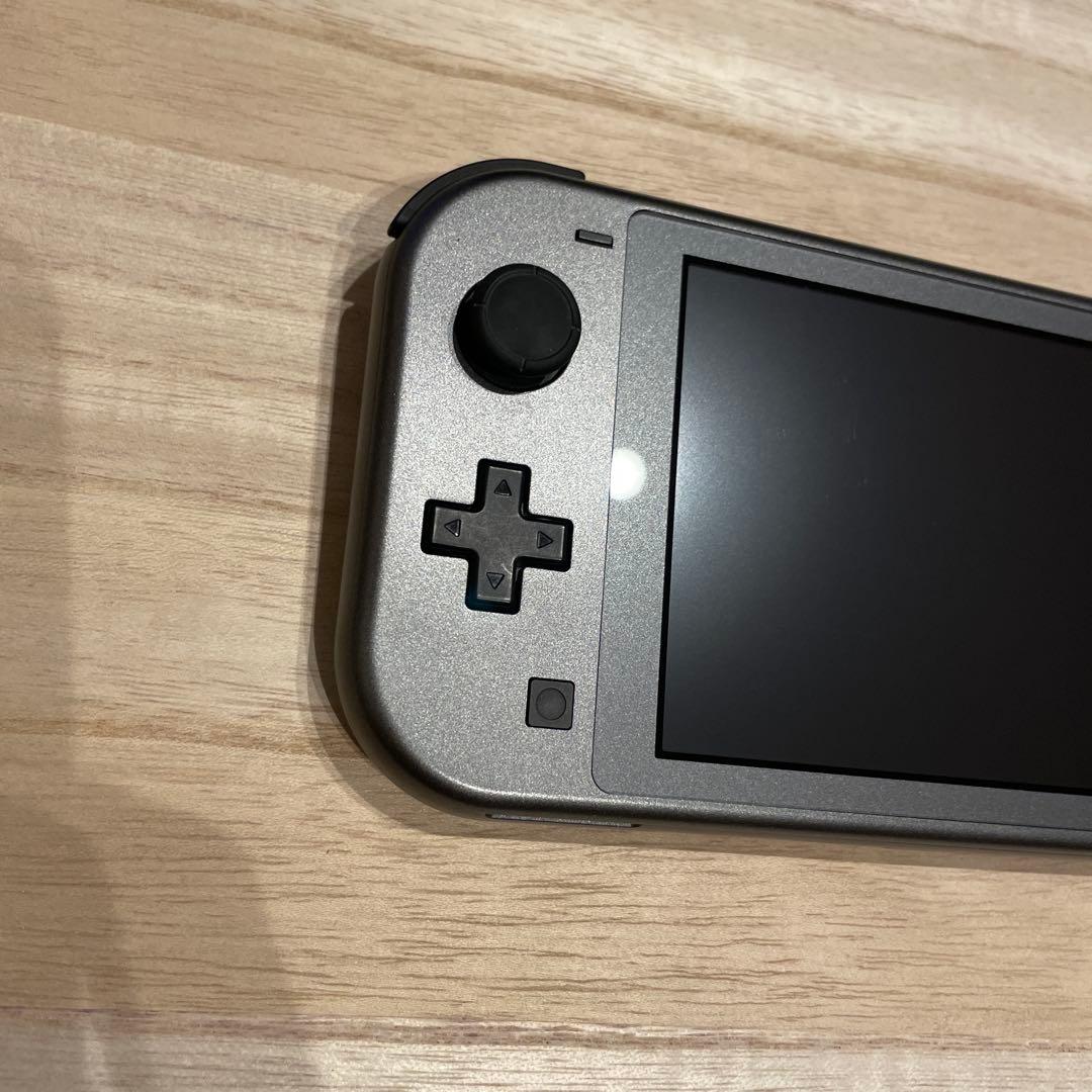 （美品）ニンテンドー Switch Lite 本体 ディアルガ•パルキア
