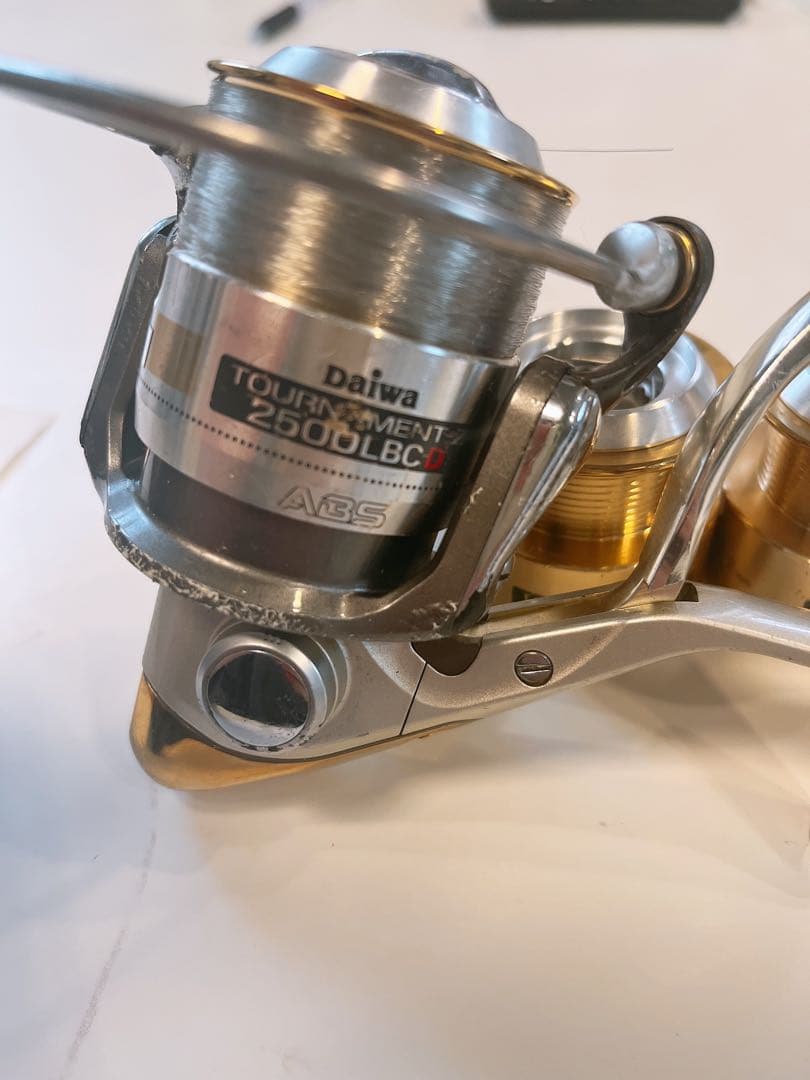 ダイワ　トーナメントZ 2500LBCD