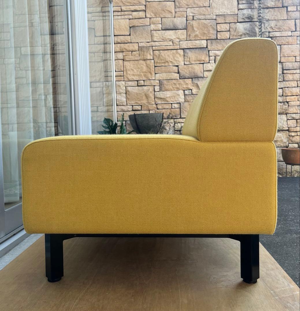 シンプルモダン　2Sソファ　ミッドセンチュリー　北欧スタイル　イエロー