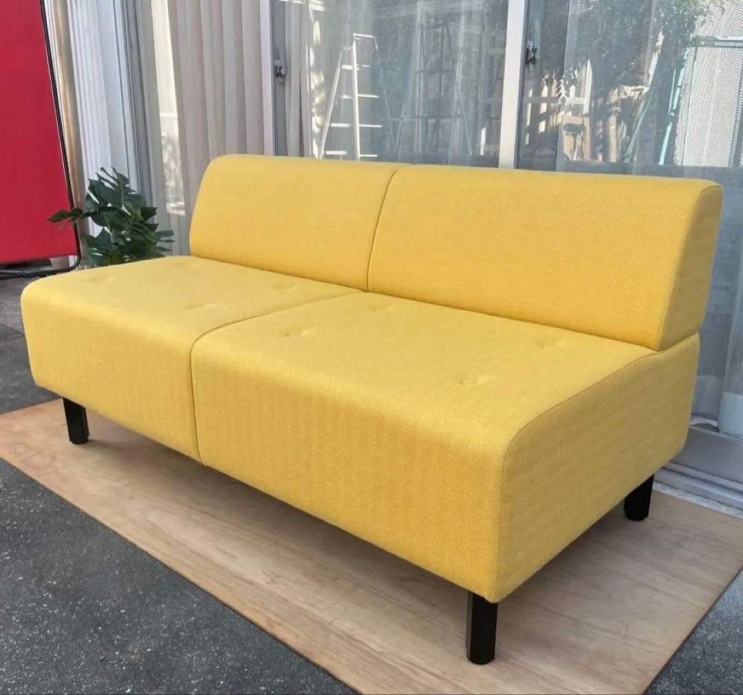 シンプルモダン　2Sソファ　ミッドセンチュリー　北欧スタイル　イエロー