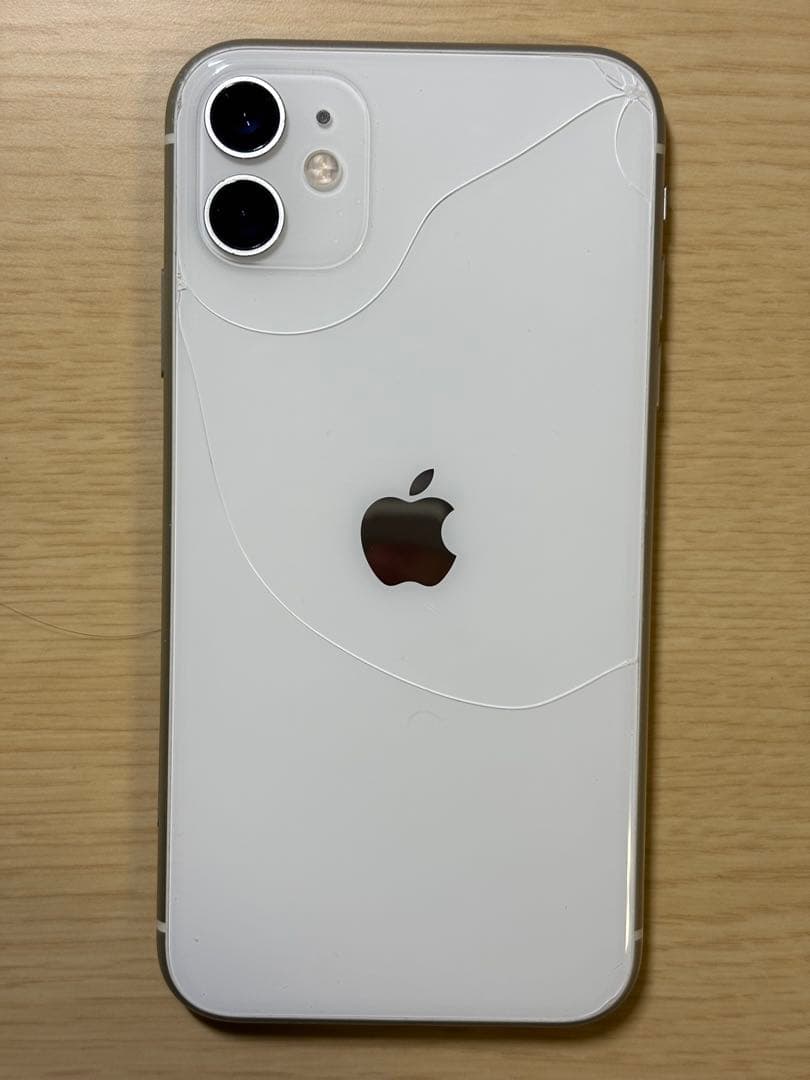 iPhone11 64GB 本体