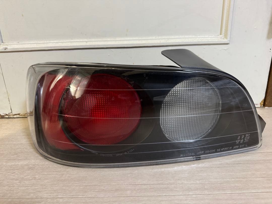 YBs2000(AP1)純正テールランプ左右ガスケット付き