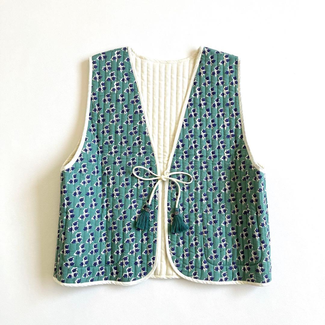 【新品未使用】アーバンリサーチドアーズ　洗えるキルティングベスト2024ss