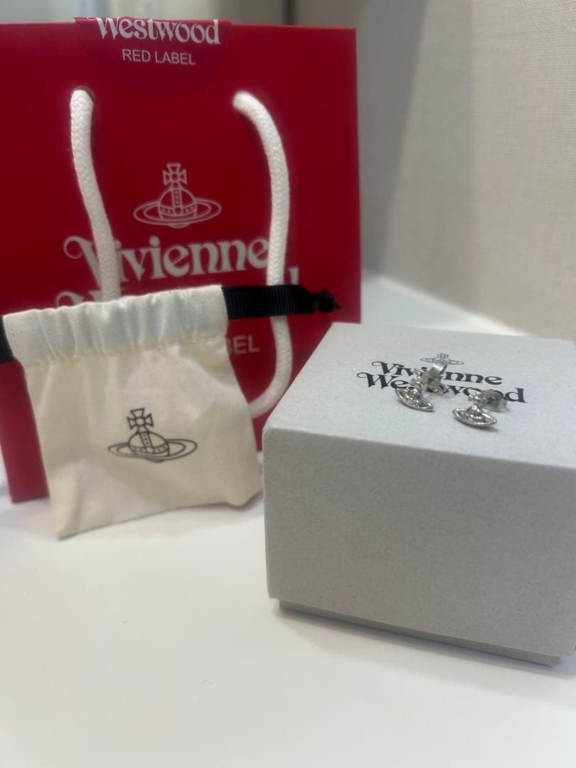 Vivienne Westwood LORELEI ピアス