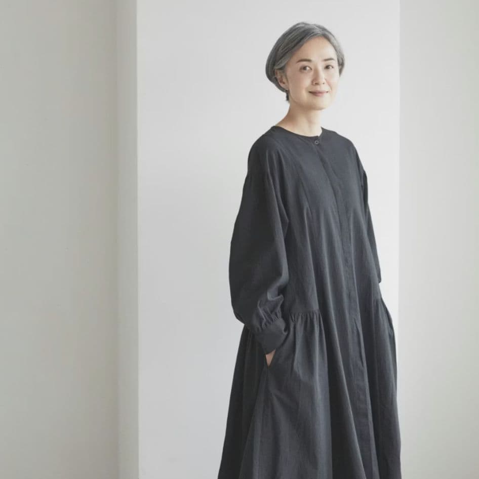 北欧暮らしの道具店　年中着たくなるサイドギャザーの2WAYワンピース