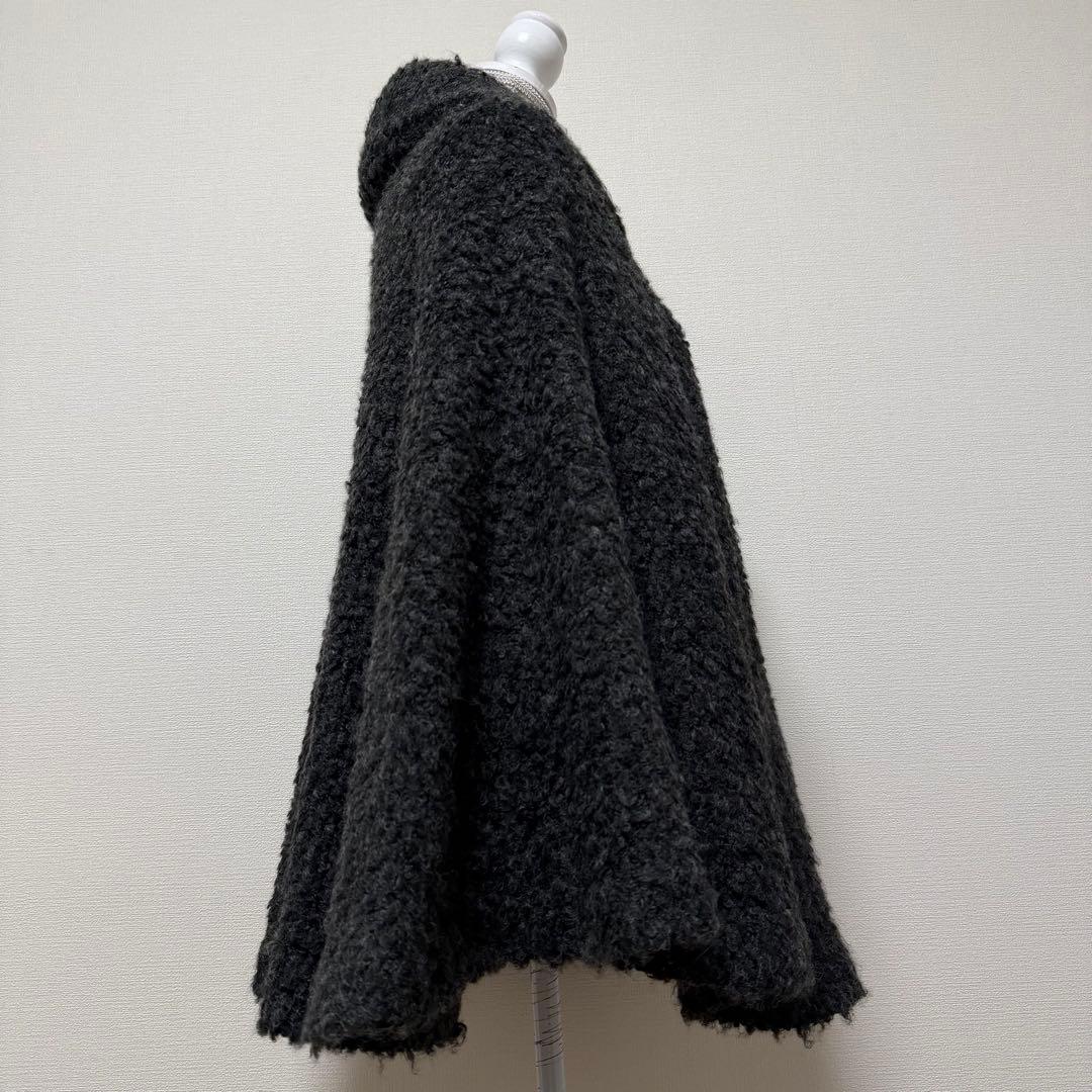 ふりふ　ポンチョ　ケープ　ウール系　ダークグレー　裏地花柄　フラワー　和装　着物