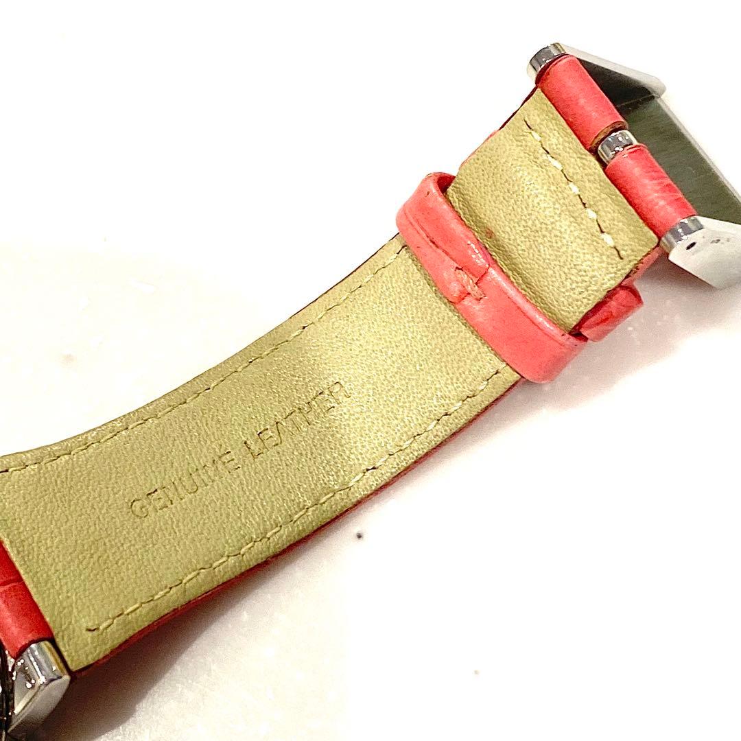 ピンクの猫。SWAROVSKI スワロフキー　腕時計